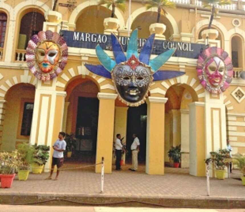 SIESTA time is also closing time for the Municipality