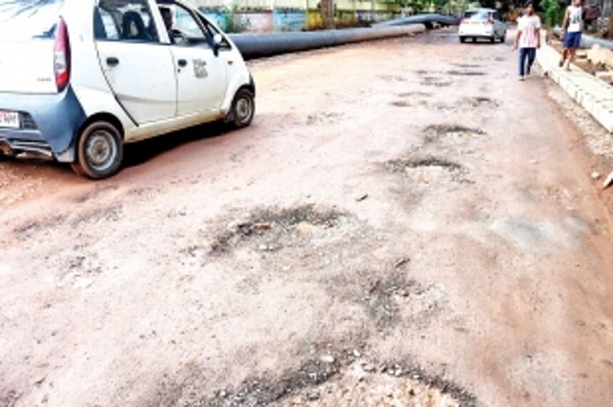 SINKING ROADS OF PANJIM 1 SINKING ROADS OF PANJIM