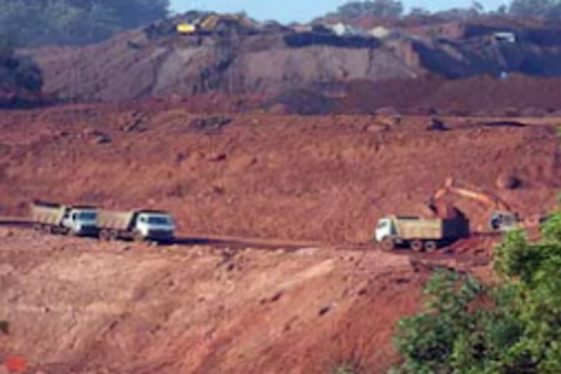 SIT files charge sheet against  Kadnekar Mines