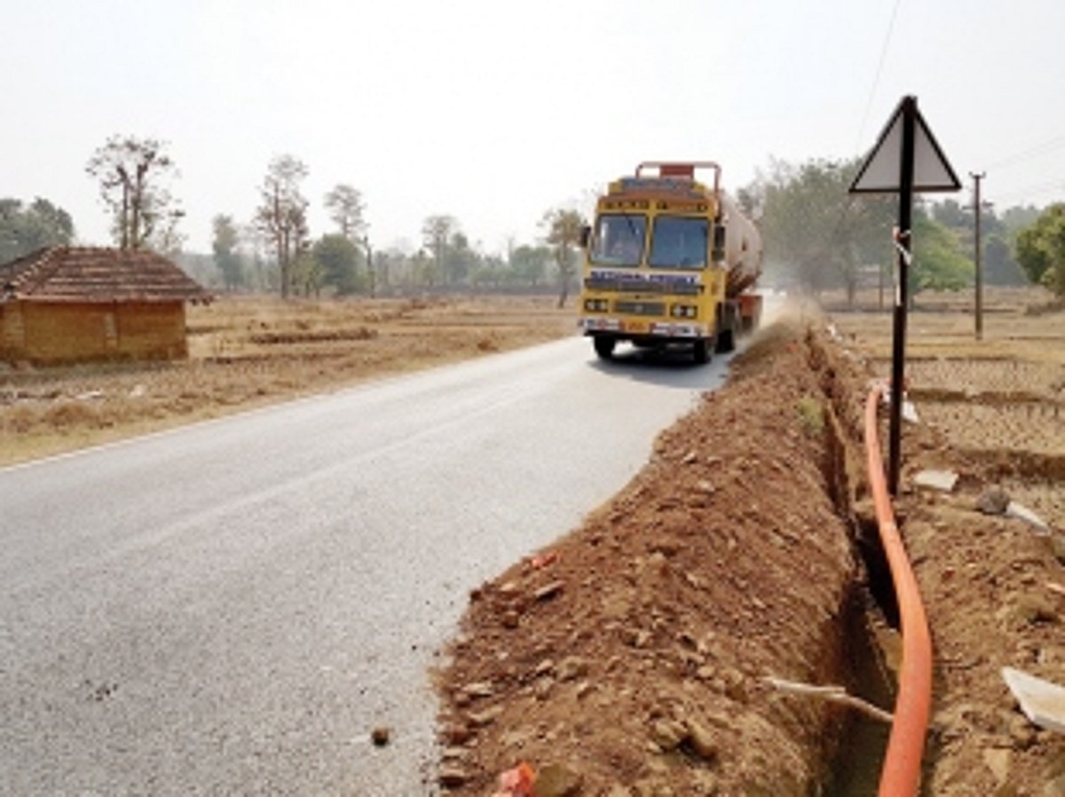SOIL DUMPED ON NH66, HAZARDOUS TO COMMUTERS