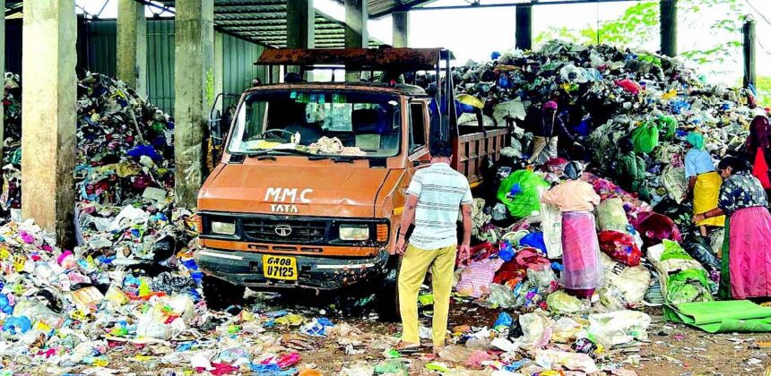 STINKING SITE: Sonsoddo lies in deplorable condition 1 STINKING SITE: Sonsoddo lies in deplorable condition