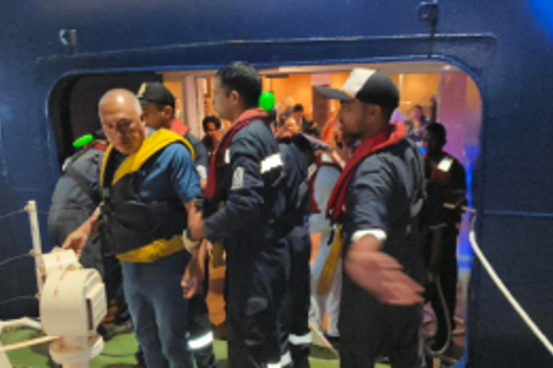 SUCCESSFUL MEDICAL EVACUATION AT SEA BY INDIAN COAST GUARD OFF GOAt