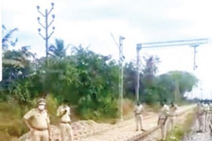 SW Railways use Railway & Goa police might  to thwart people’s protests at Davorlim