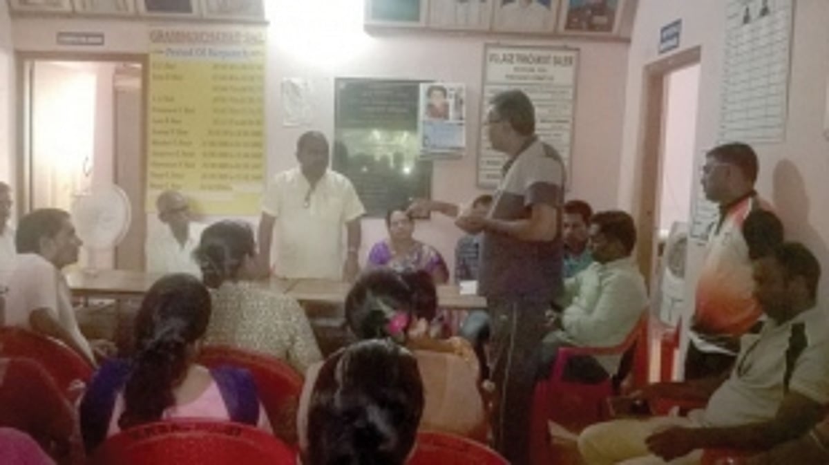 Sal gram sabha resolves not to  allow laying plates of local dam
