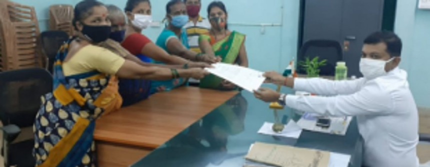 Saleli women for ban on illegal liquor sale