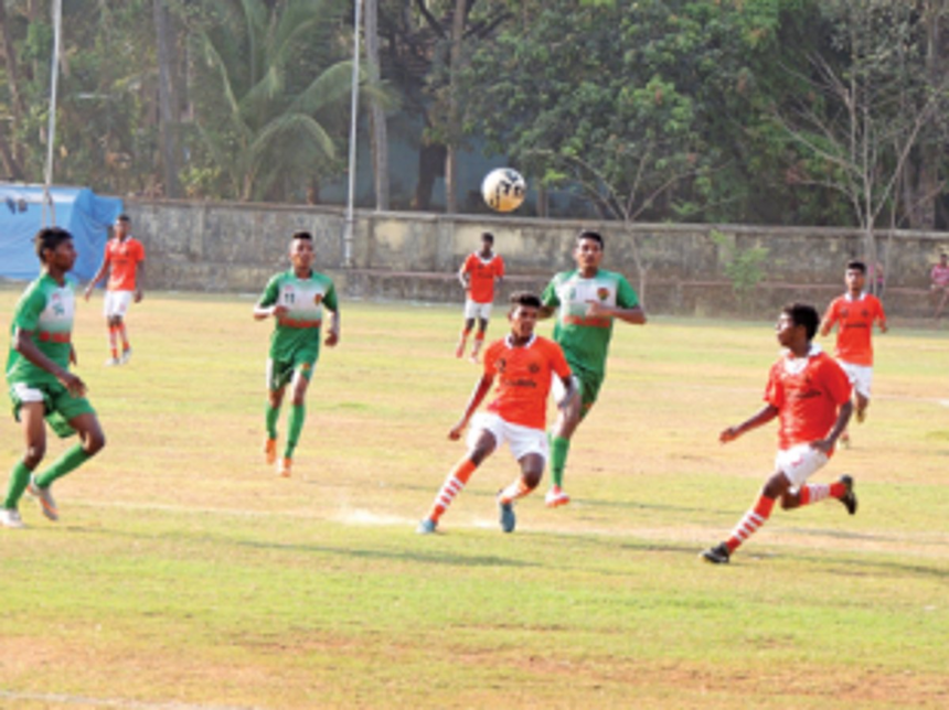 Salgaocar FC thrash Sporting Clube, Panchwadi United SC win 1 Salgaocar FC thrash Sporting Clube, Panchwadi United SC win