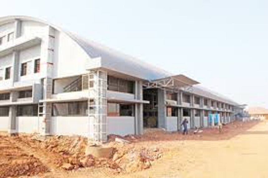 Saligao’s Hindustan Waste Treatment Plant found releasing sludge into the open 1 Saligao’s Hindustan Waste Treatment Plant found releasing sludge into the open