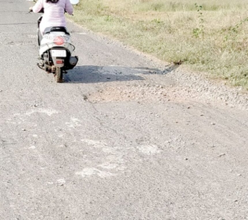 Salvador do Mundo roads cry for attention