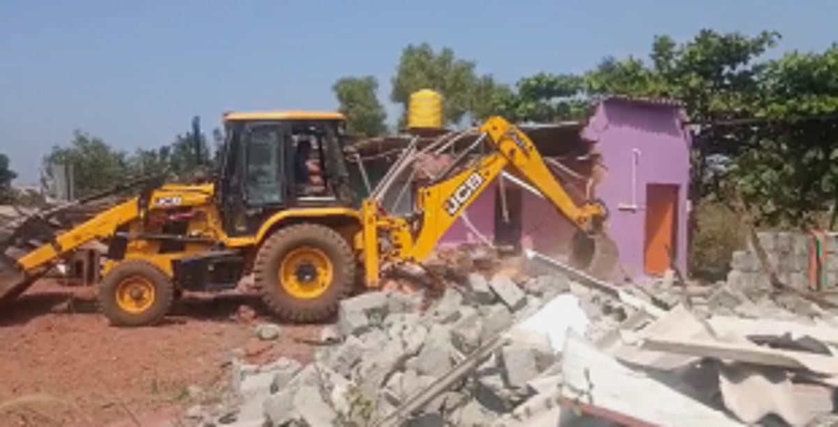 Sancoale Communidade Demolishes 64 Illegal Houses at Birla Zuarinagar