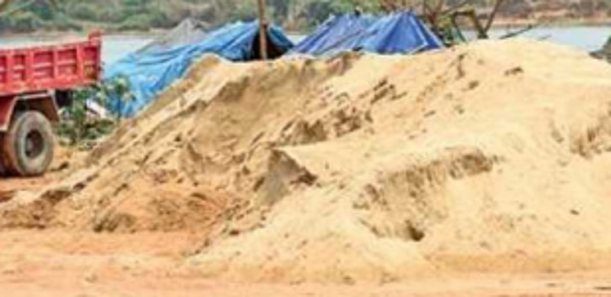 Sand extractors, transporters  threaten to stop sand import