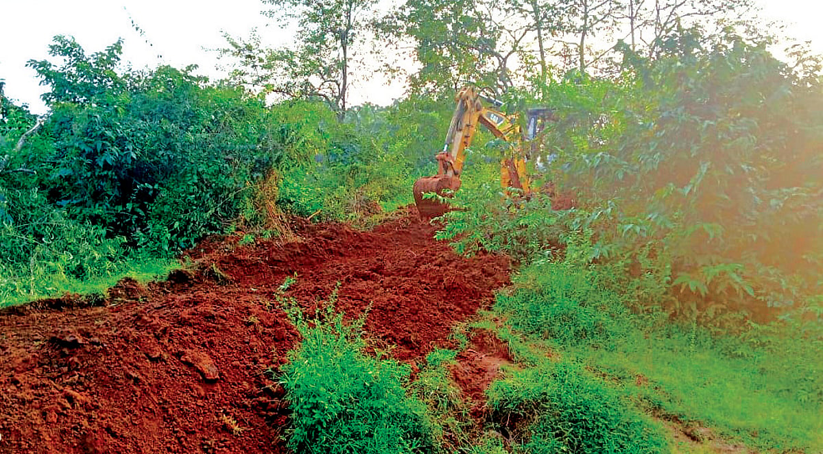 Sand mining threatens Khandepar river, say residents