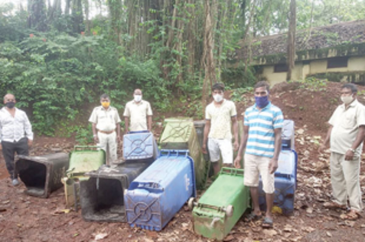 Sanguem garbage collectors threaten to go on strike