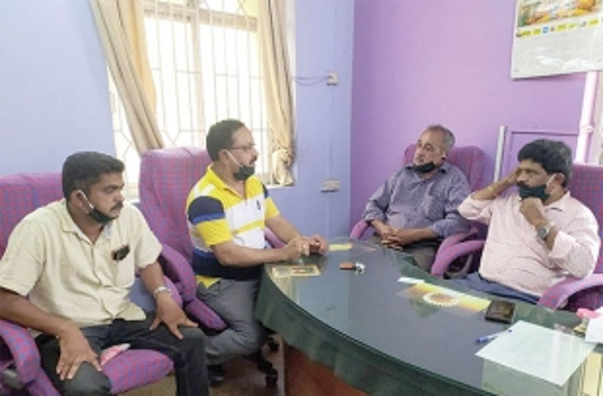 Sanguem sugarcane farmers upset about delay in payments