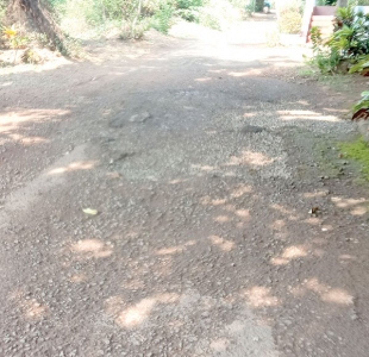Santo Estevam roads need urgent attention