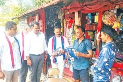 Santosh joined by Lobo for door-to-door canvassing in Chorao