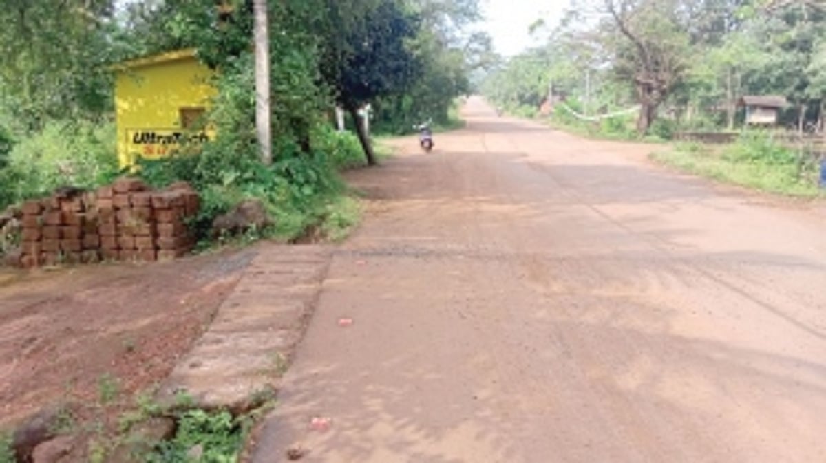 Sanvordem villagers suffer due to poor bus service