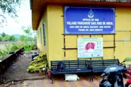 Sao Jose de Areal P’yat clears accumulated garbage from premises