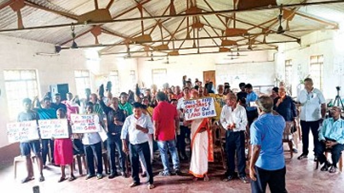 Sao Jose de Areal Villagers Protest FIRs, Gram Sabha Opposes Urbanisation and Seeks Carrying Capacity Study