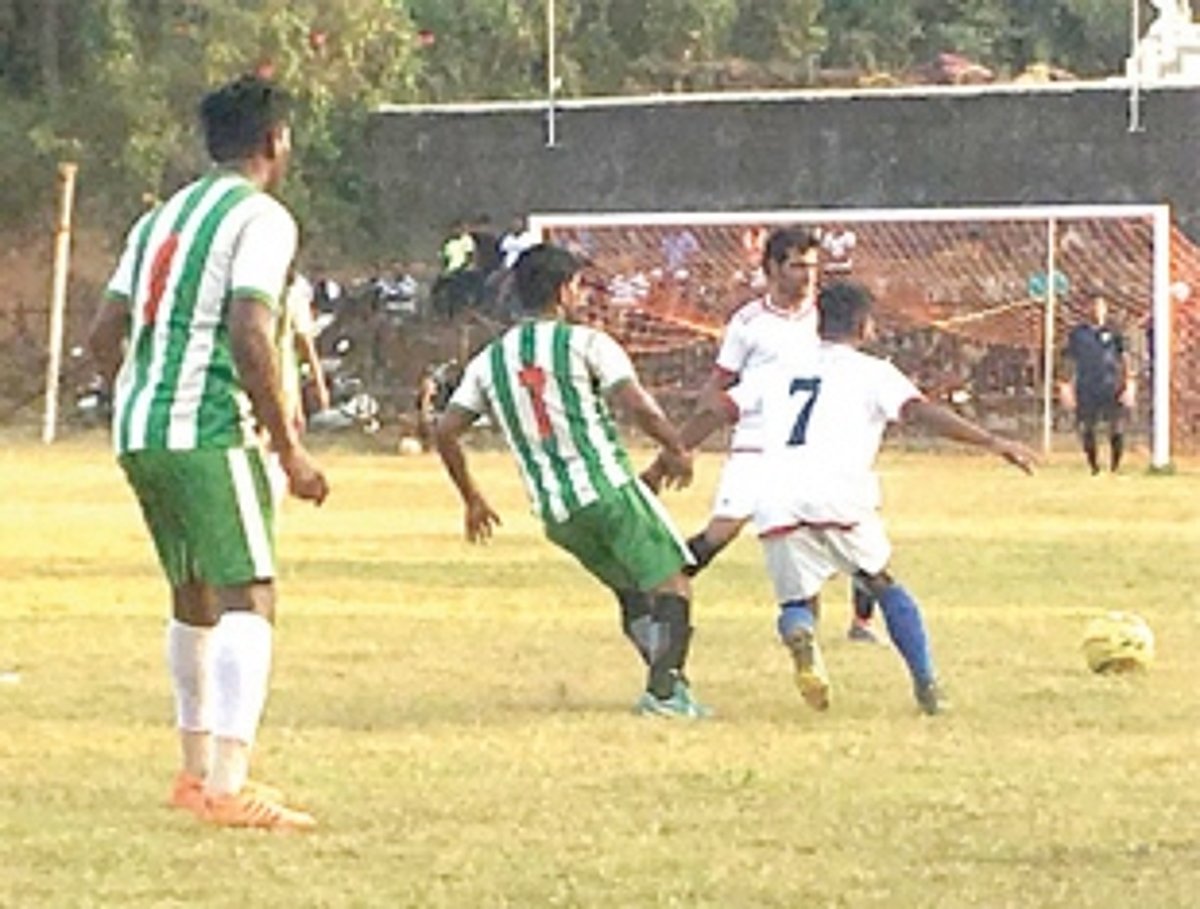 Sao Jose de Areal move into semi-finals