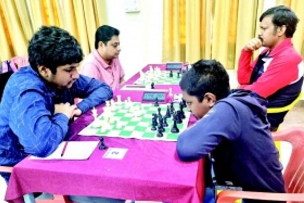 Saptarshi Roy takes sole lead