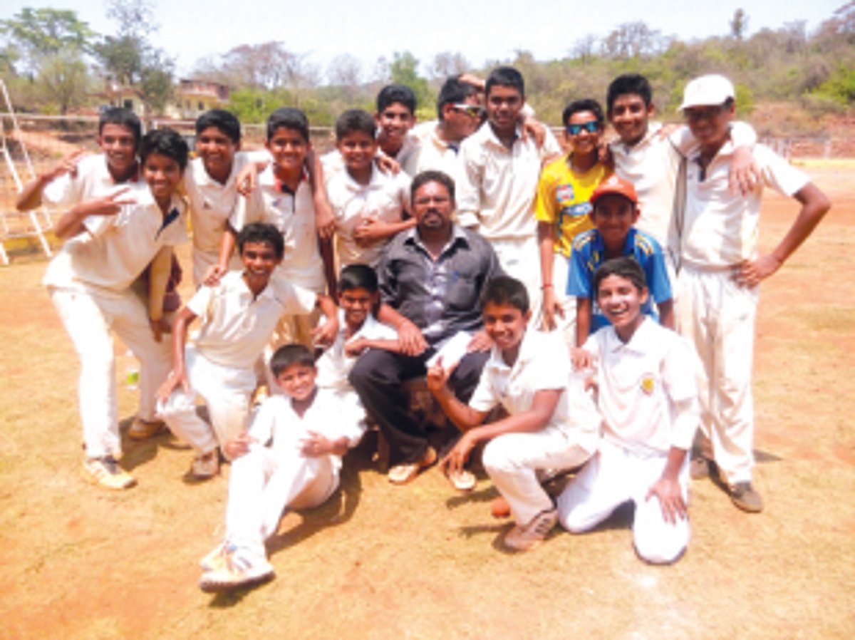 Saraswat Vidyalaya HS champs