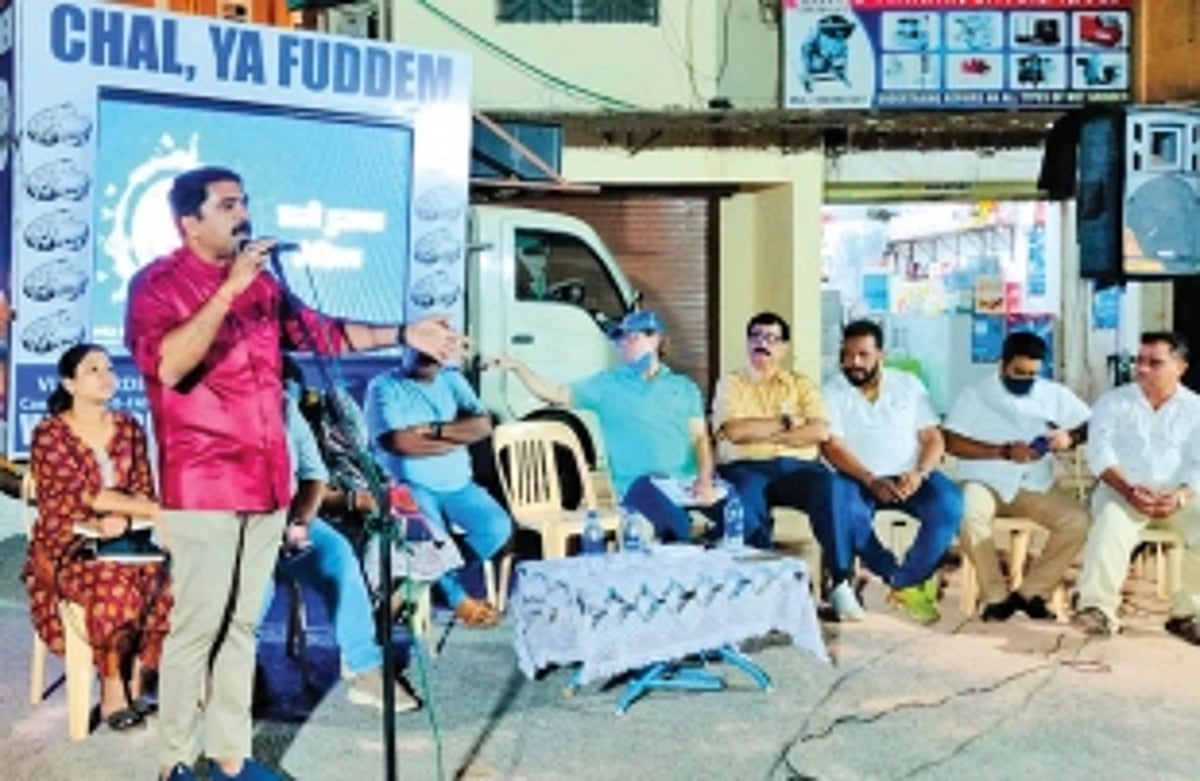 Sardesai slams BJP for attempting to create communal discord in Goa