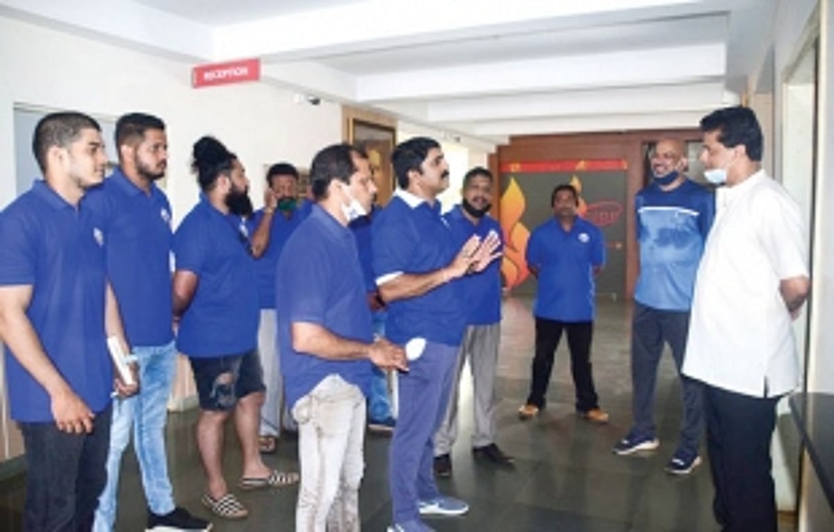 Sardesai starts campaigning for party-backed candidate