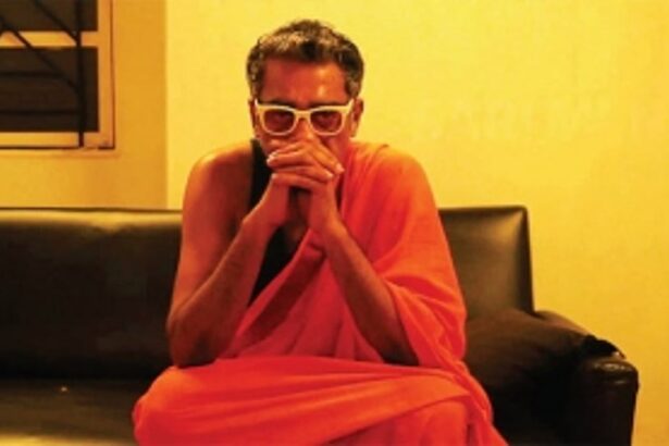 Sari Men: A salutation to artisans who weave saris and memories