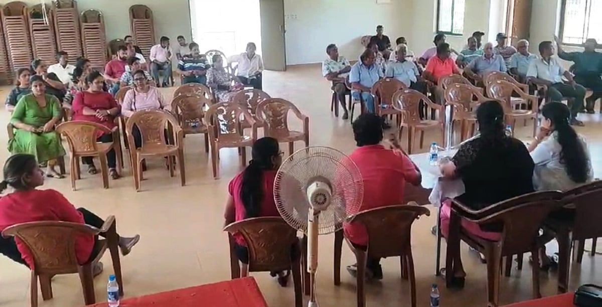 Sarzora gram sabha condemn nuns’ arrest, poor roads