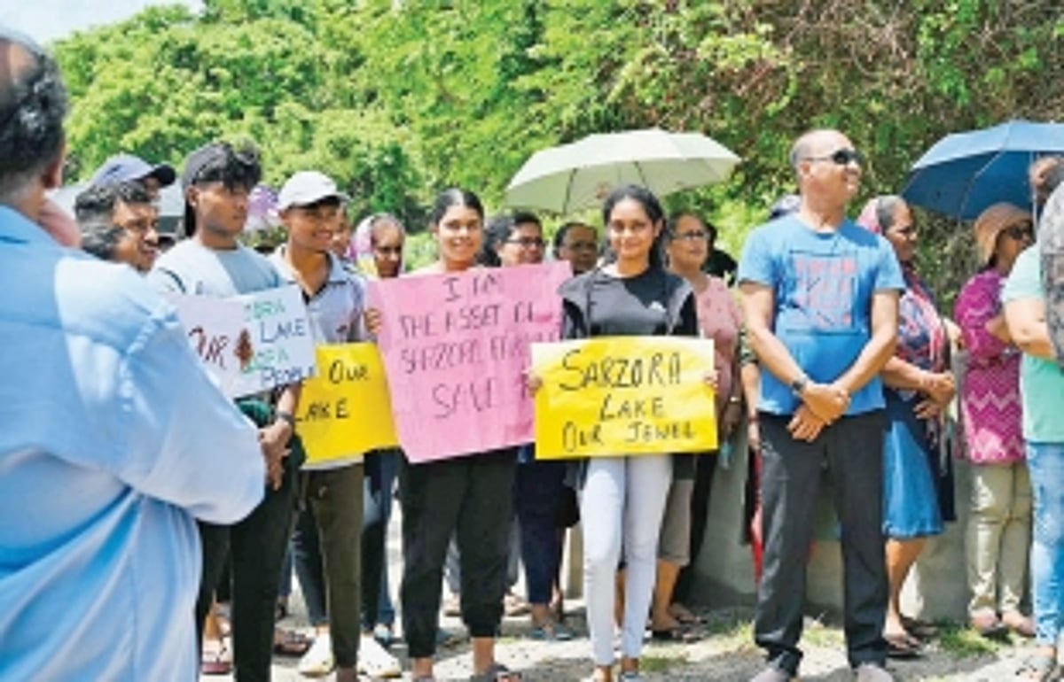 Sarzora villagers protest against govt plans to divert water from the lake to Mormugao