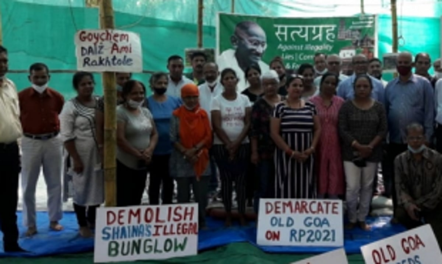 Satyagraha protesting ‘illegal’  bungalow at Old Goa continues