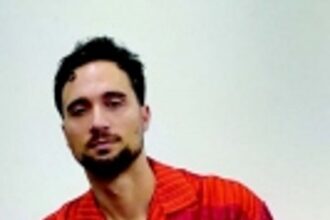 Satyajit Ray is more like my style of filmmaking: Stuart Gatt