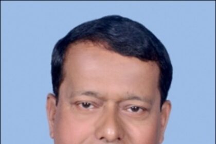 Saving Romi Konknni as important as protecting nature: Premanand Lotlikar