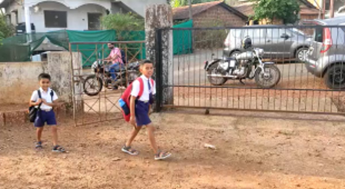 Schools disperse early on Friday due to intense heat