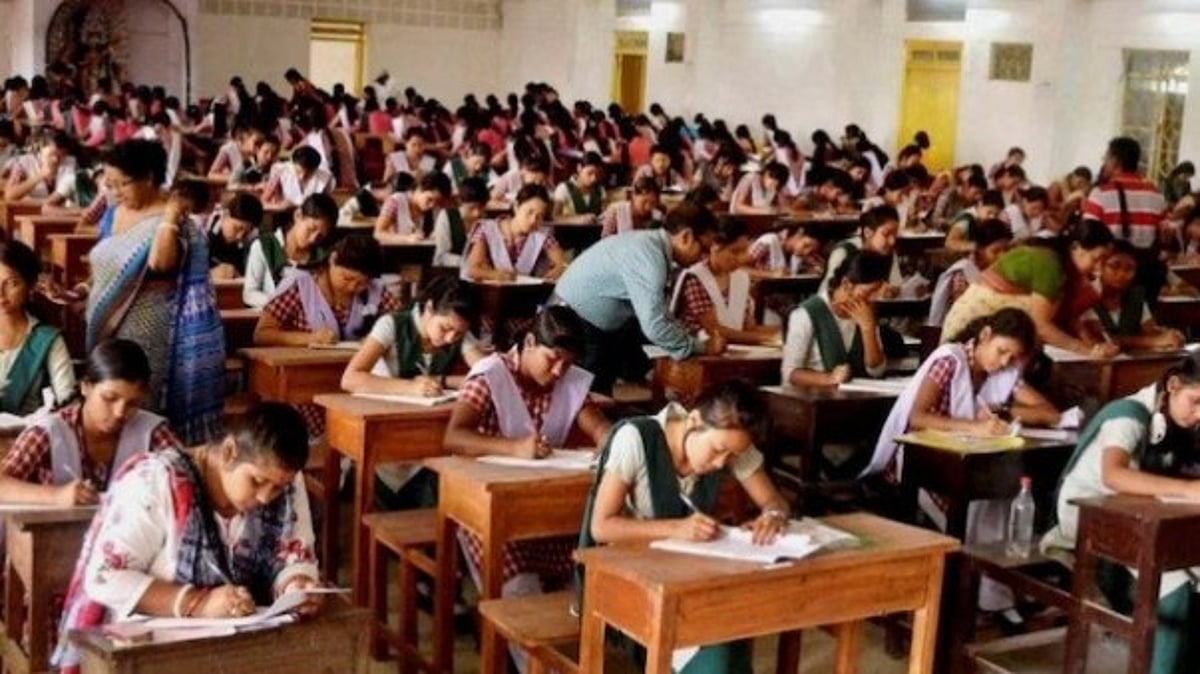 Schools will reopen in second week of April for Classes V to X and XII: AG