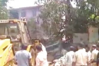 Scrapyard finally bulldozed at Curti