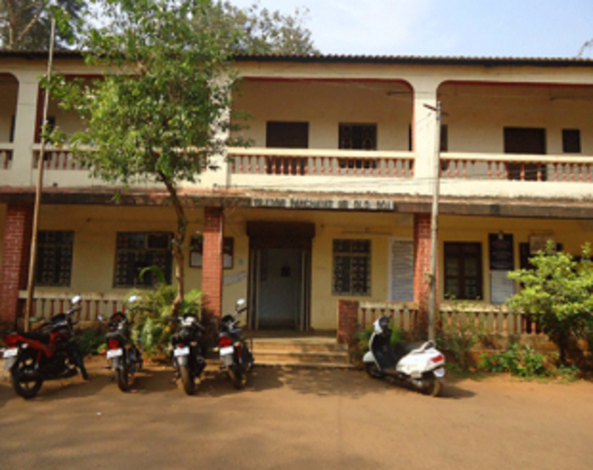 Se Old Goa VP wants  govt to  provide alternative site  for vendors