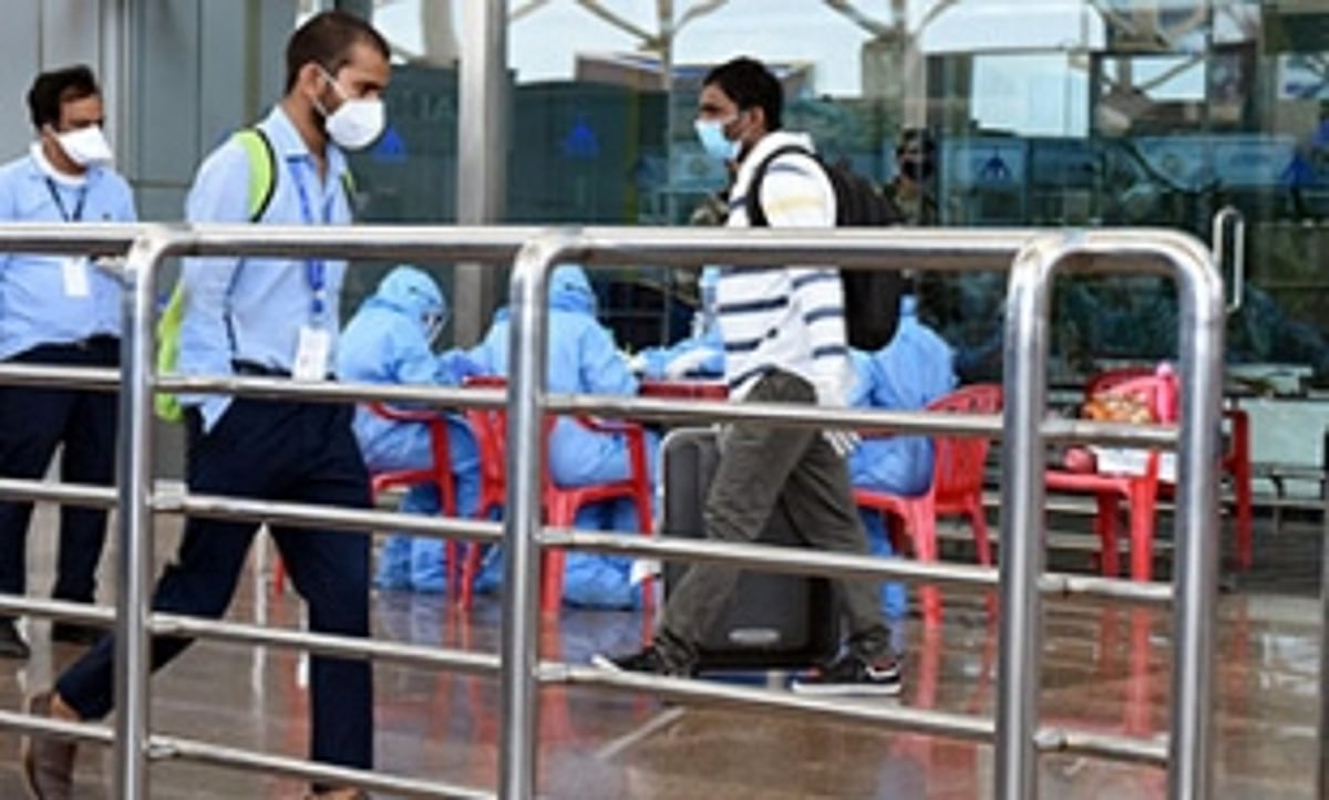Seafarers travel to Panjim for COVID test