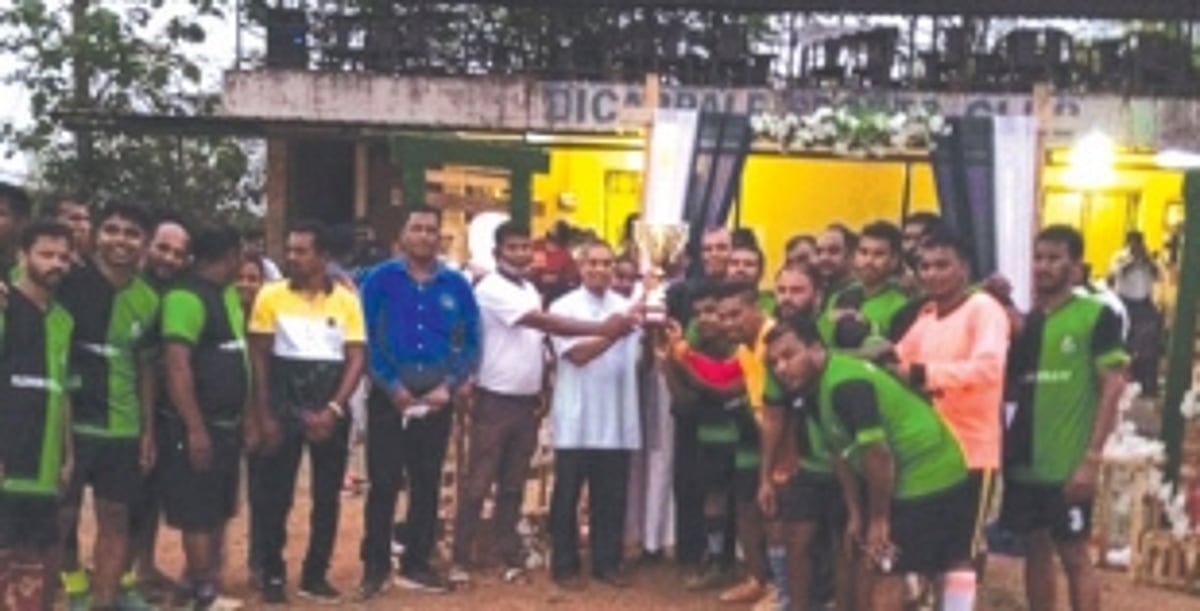 Seamen of Dicarpale win exhibition football