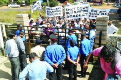 Seamen protest closure of NUSI hospital