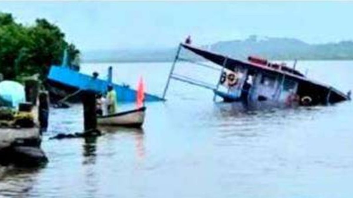 Second Pontoon Arrives at Chorao to Boost Efforts to Salvage Sunken Betim Ferry