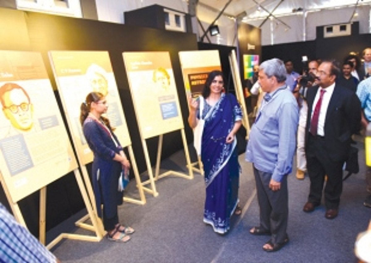 Seeking to reinforce Goa as scientific hub: Parrikar