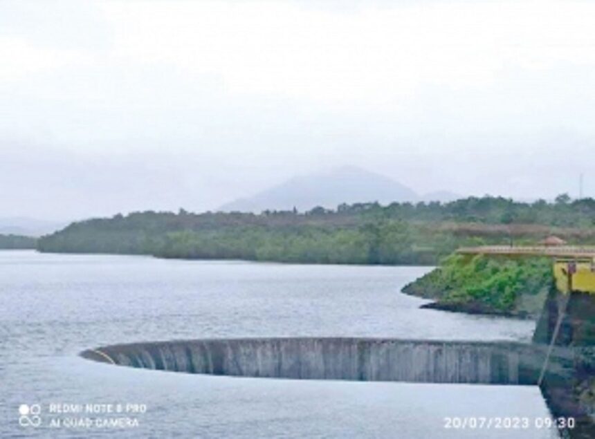 Selaulim dam overflows after heavy rains
