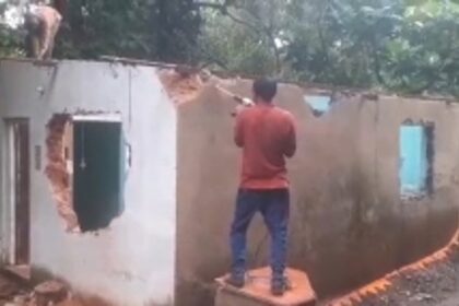 Senior Citizens couple left in the rain as four houses demolished at Altinho Panjim