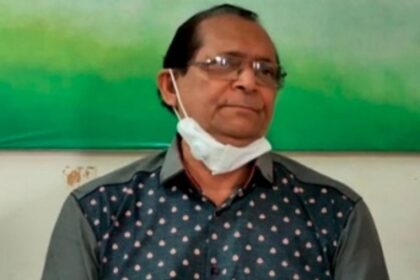 Senior Congress leaders called to Delhi  for consultations