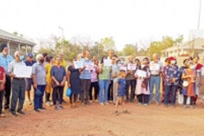 Senior citizens hold silent protest as green  Jogger’s Park turns grey at Chicalim