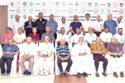 Senior sportspersons felicitated