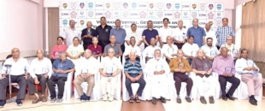 Senior sportspersons felicitated