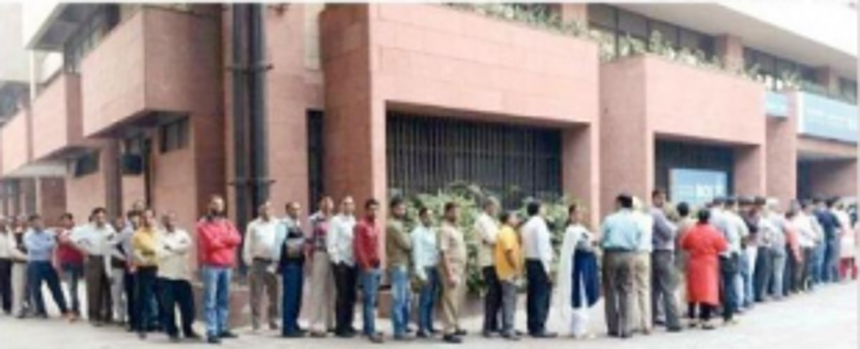 Server issue keeps Margao house tax payers stranded in rains