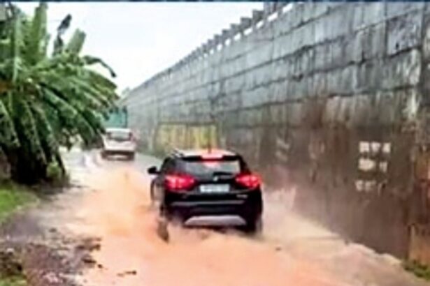 Service road goes for  a toss in Guirim